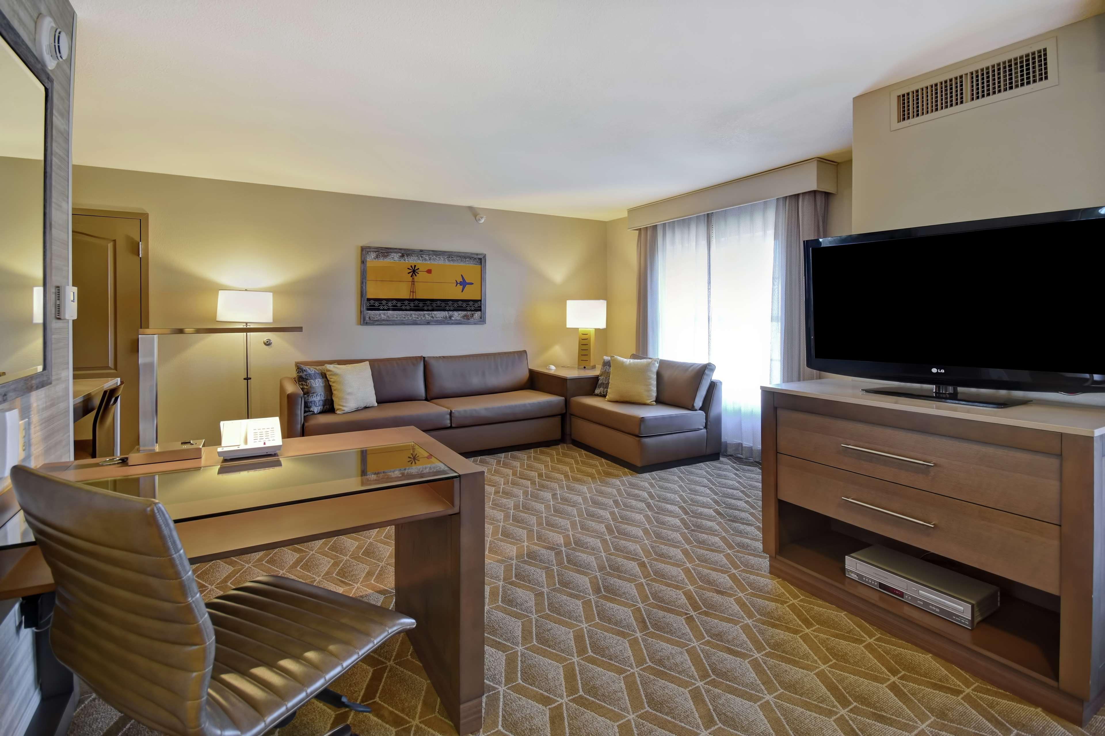 Homewood By Hilton At The Waterfront Wichita